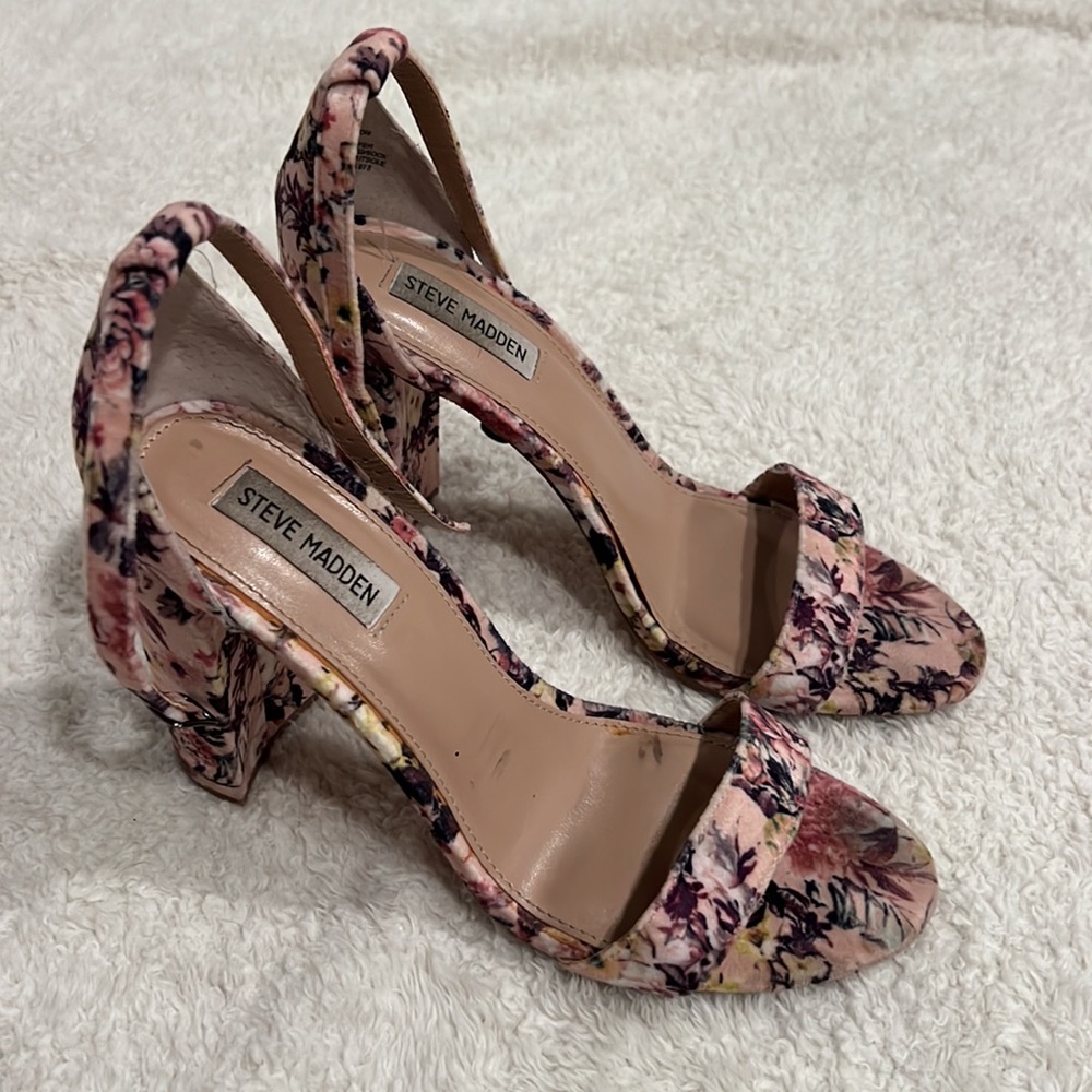 Steve Madden floral heels